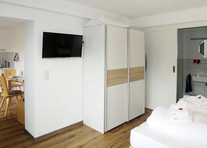 Tamerl-1 By Interhome Apartmán *
